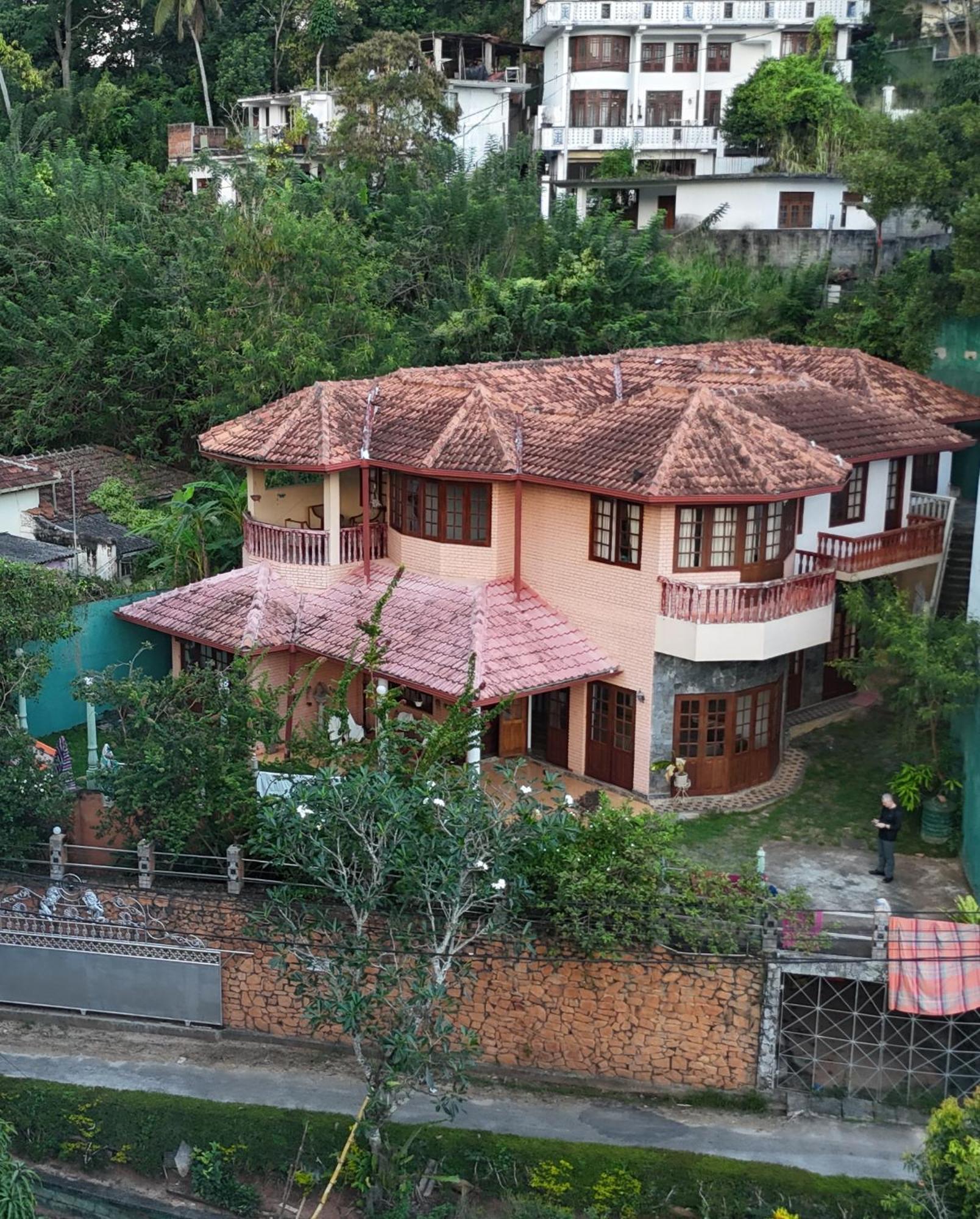 Mystique Hideout Hotel Kandy Exterior photo